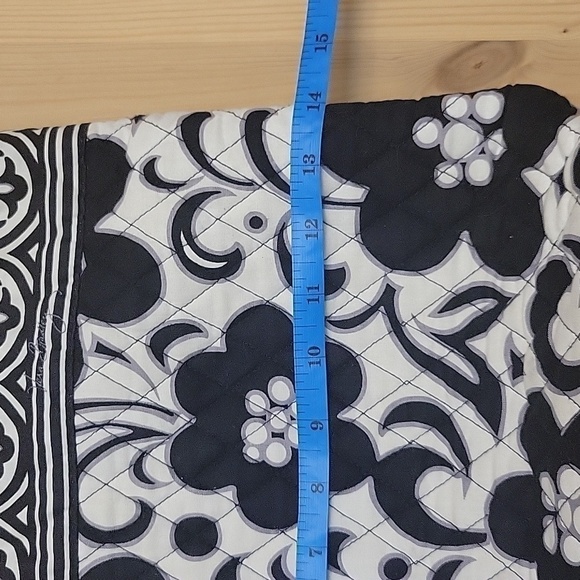 VERA BRADLEY Tote Bag - Picture 5 of 8